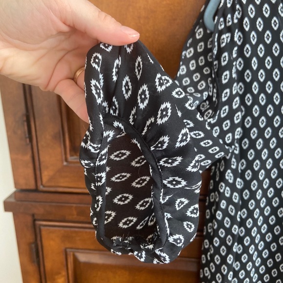 Lulus Shift Dress - Picture 6 of 9